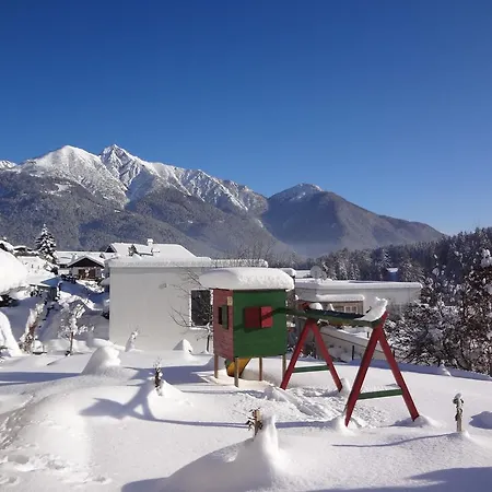 Apartament Haus Kreuzeck Seefeld w Tirolu