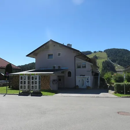 Haus Kreuzeck Seefeld in Tirol